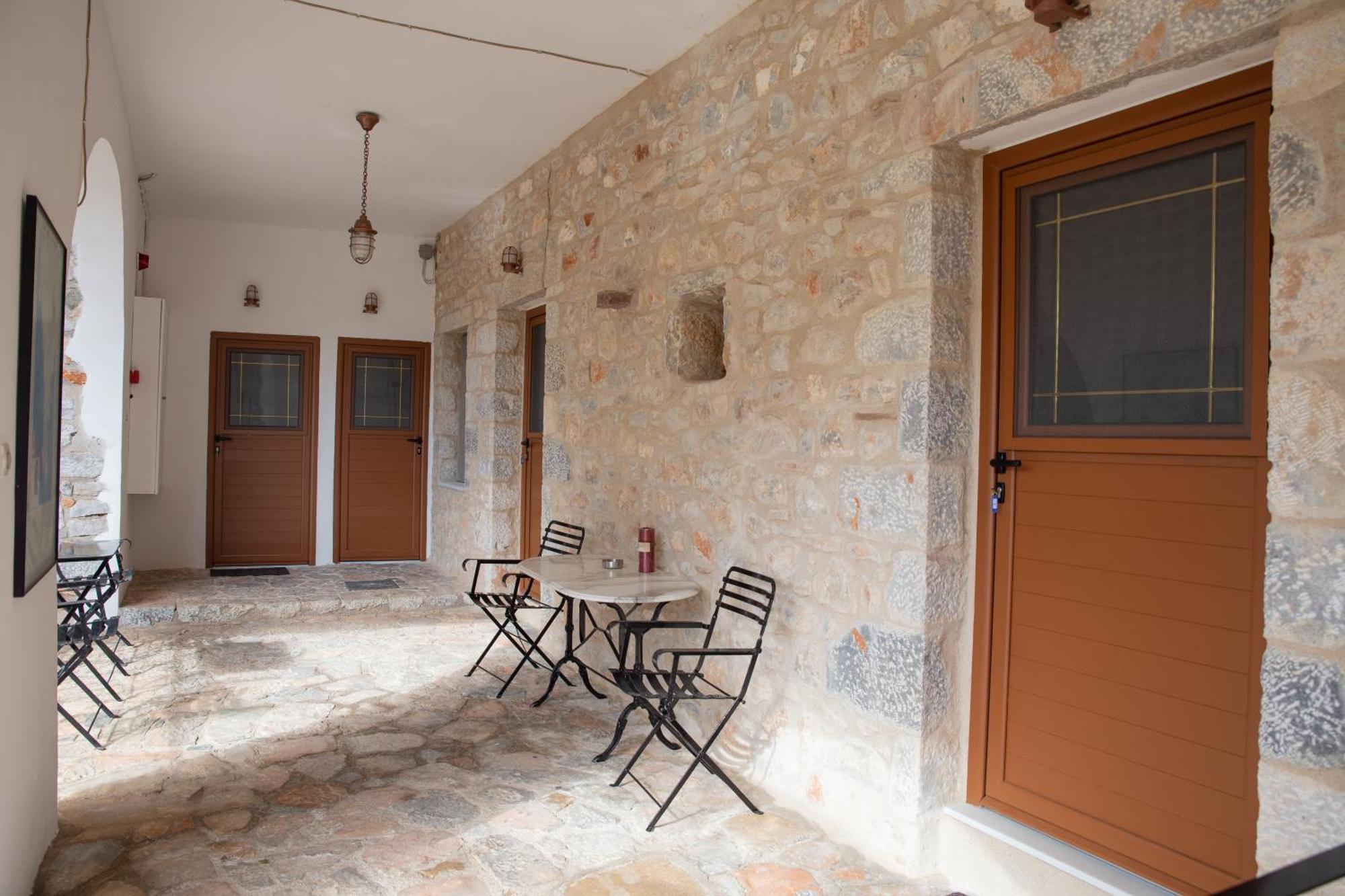 Traditional House Alepis In Areopolis エクステリア 写真